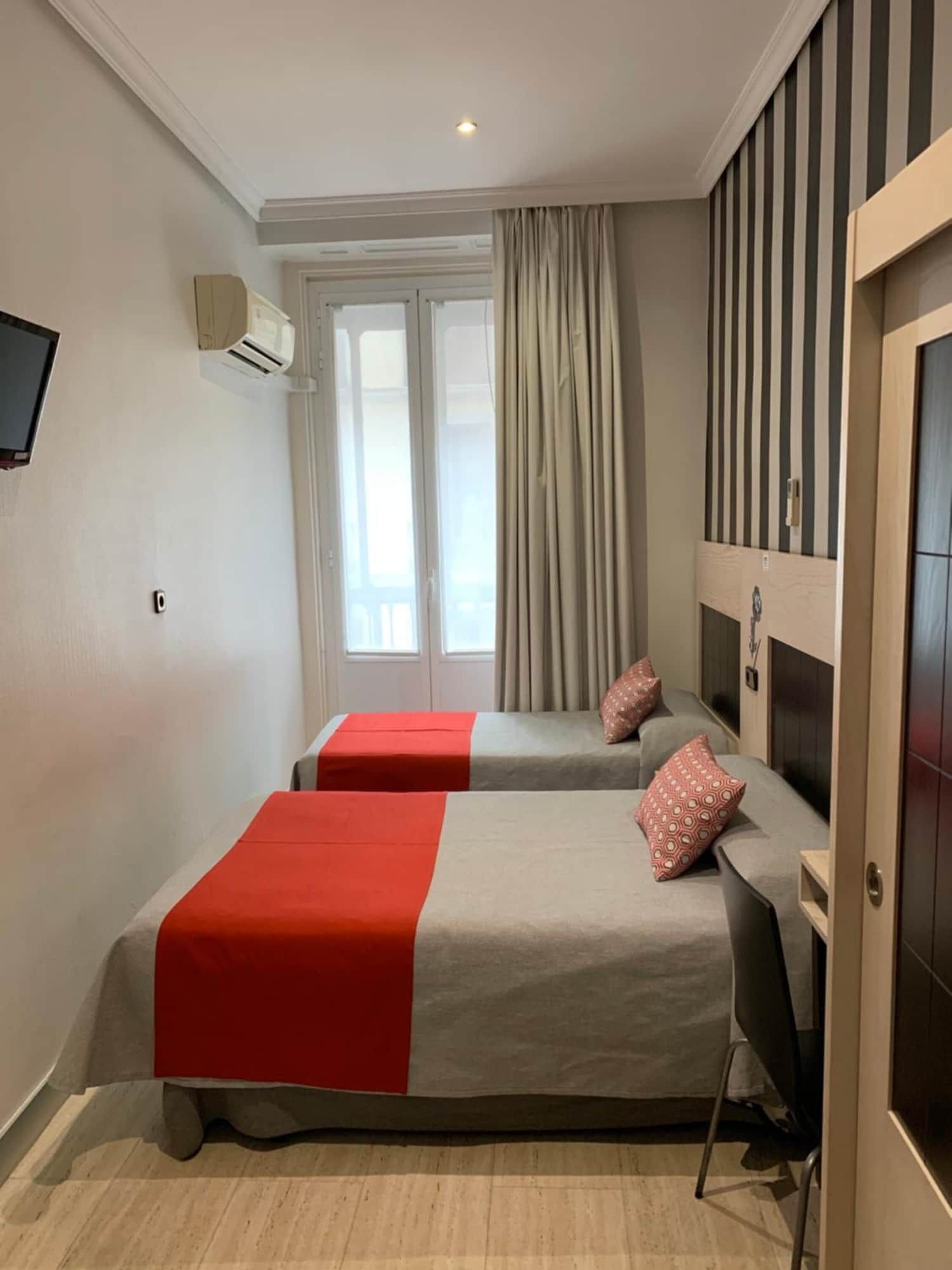 Altres