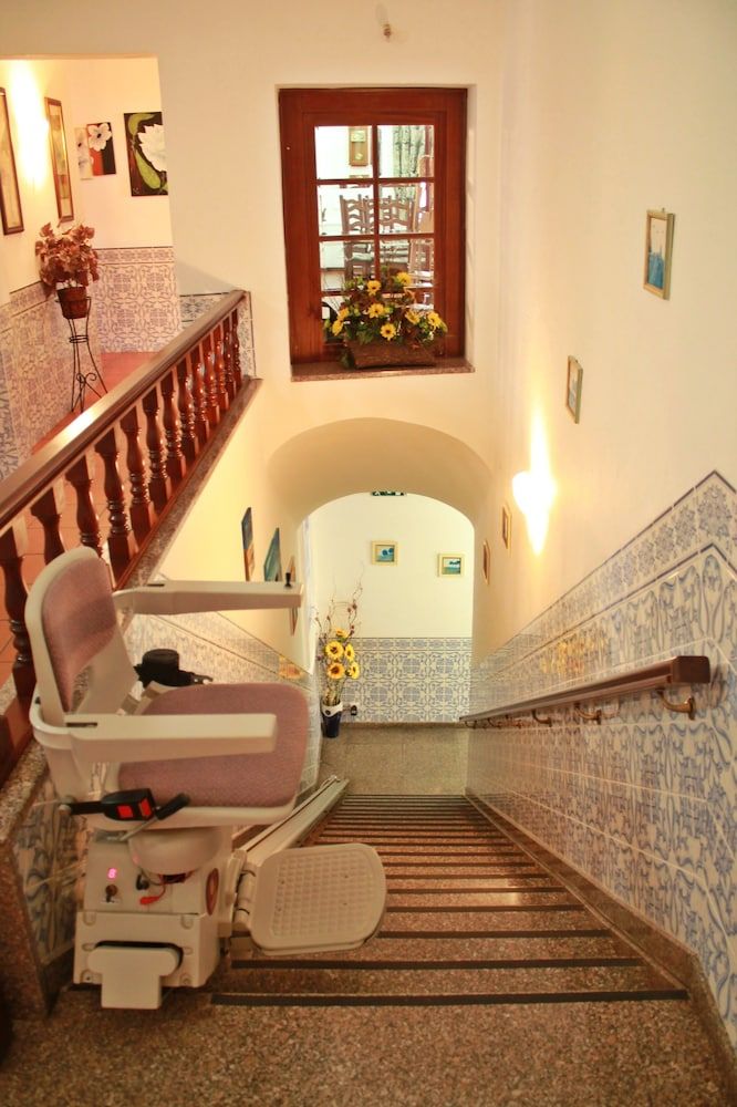 Escales