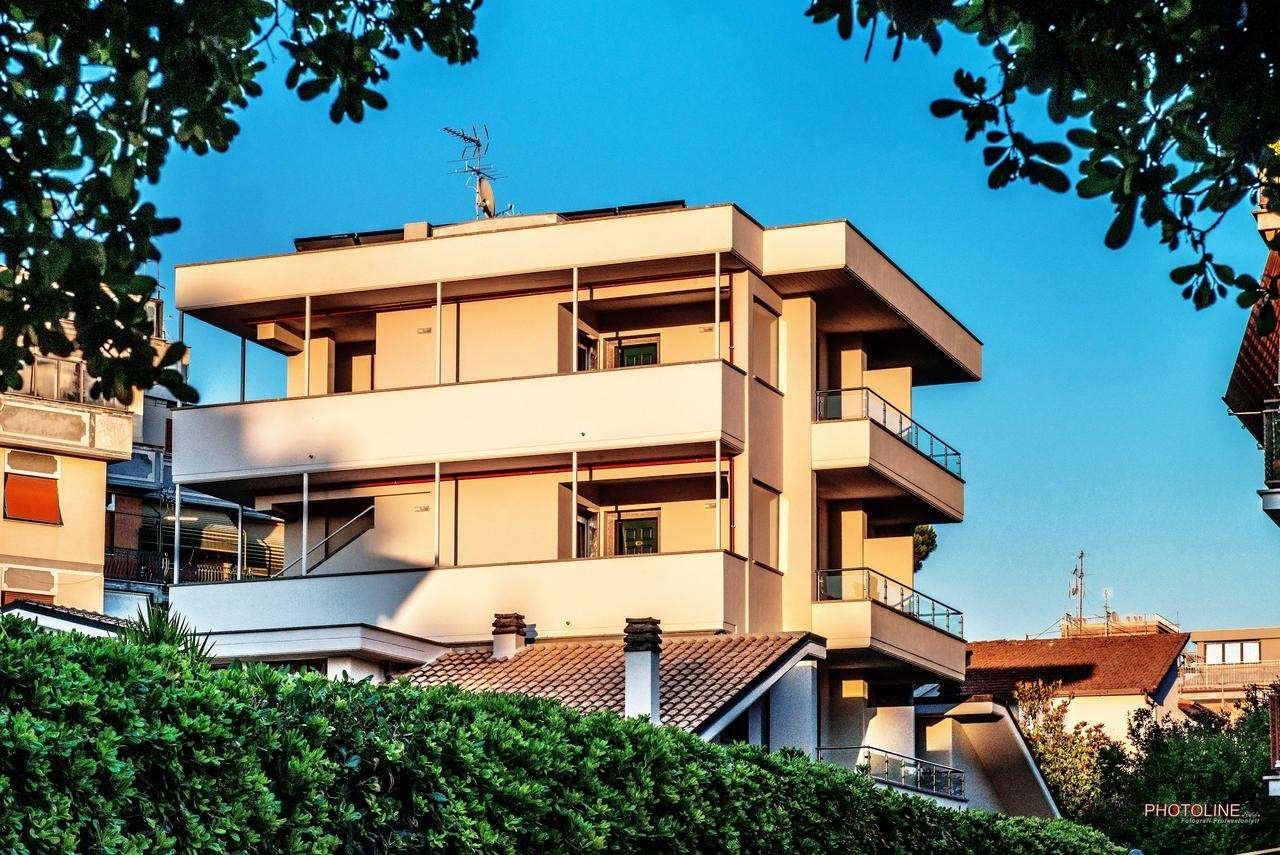 Edifici