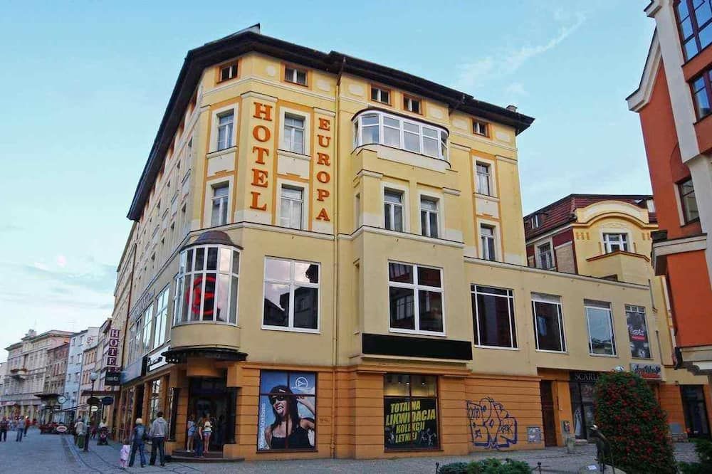 Edifici
