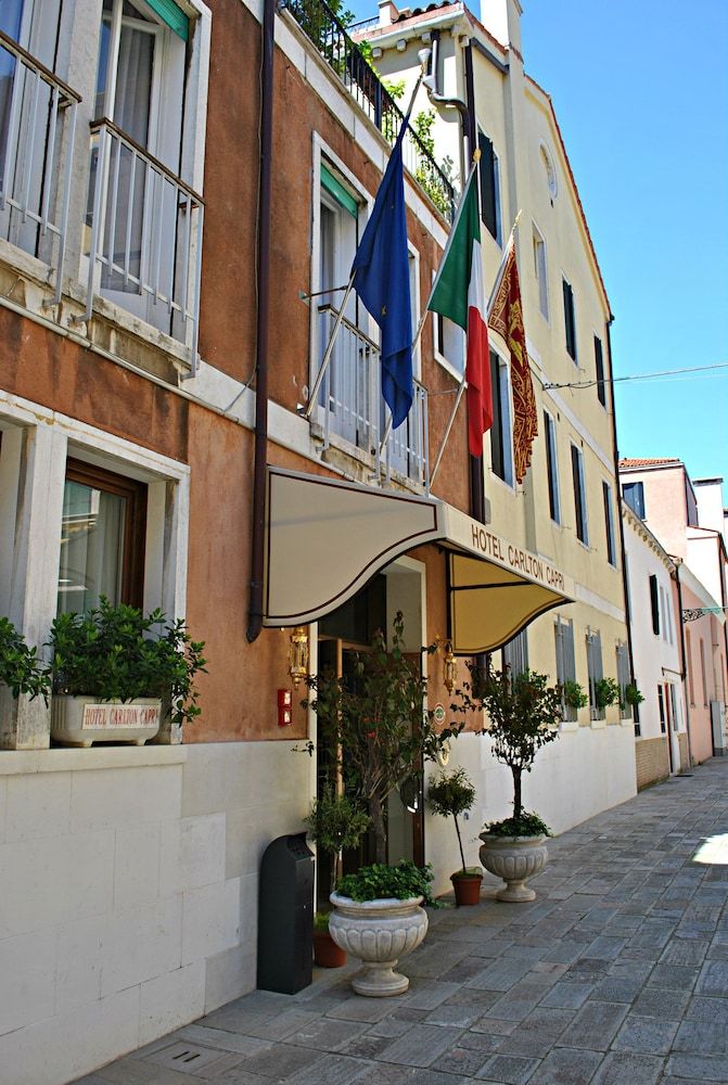 Edifici