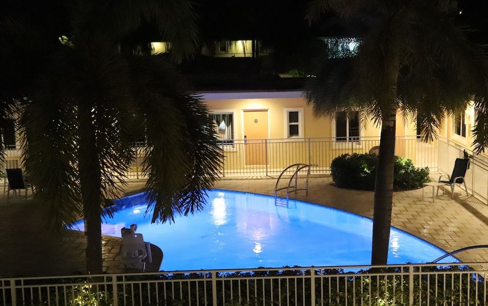Pool Foto