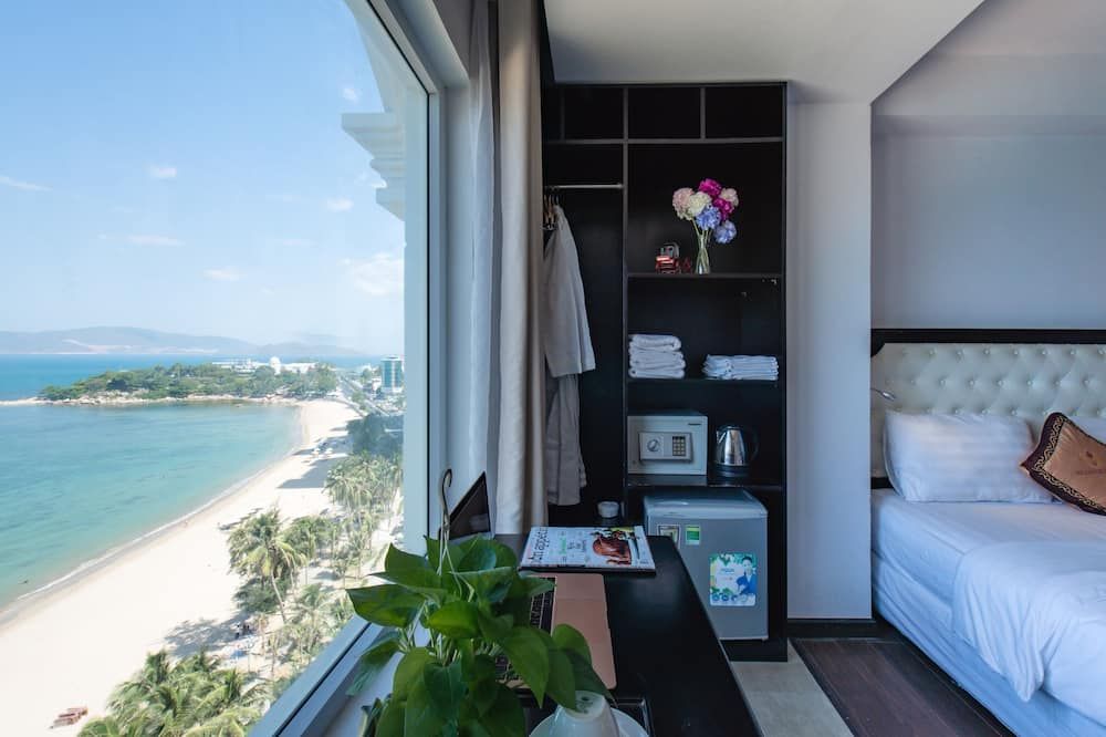 Altres