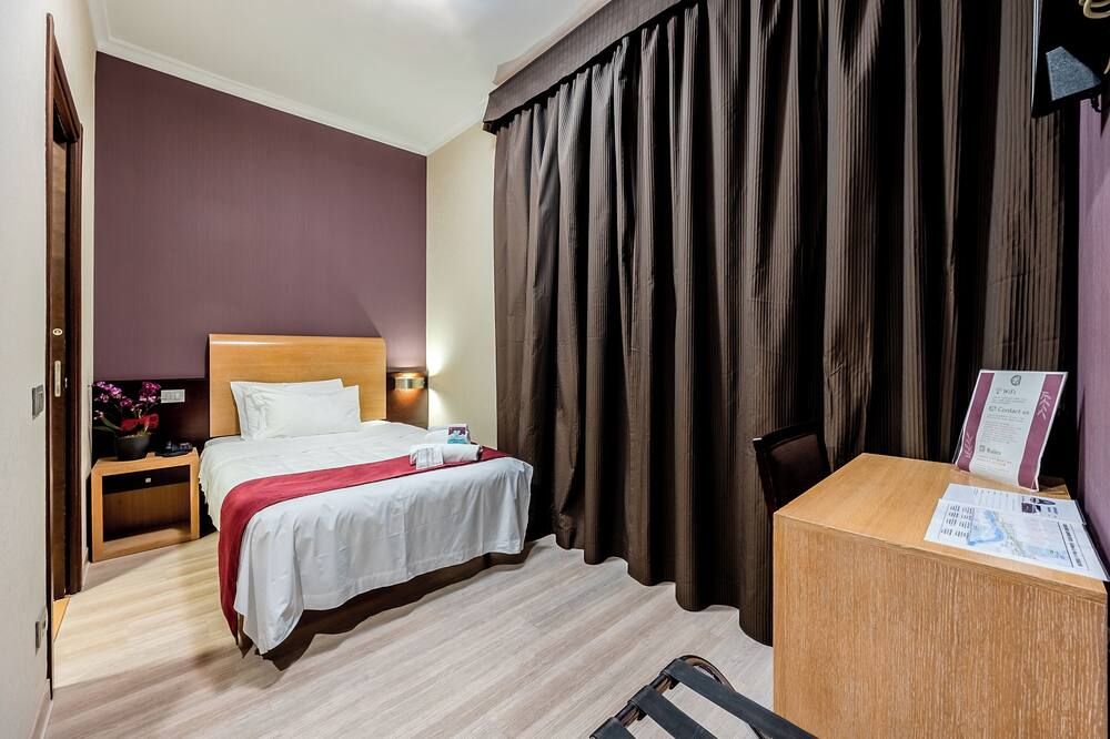 Altres