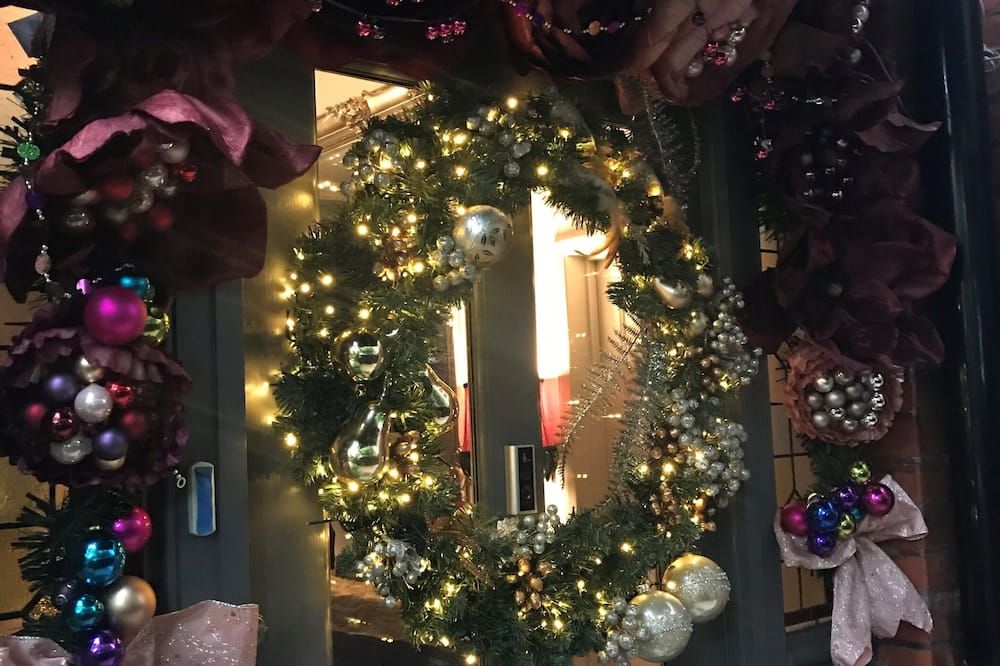 Altres