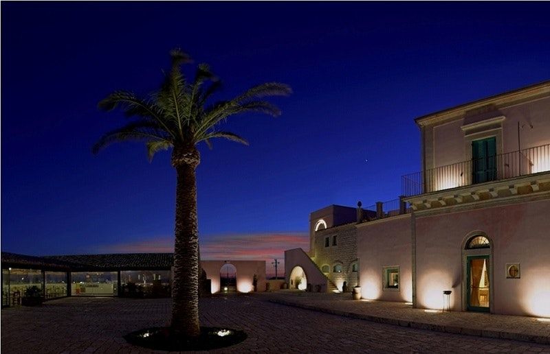 Edifici