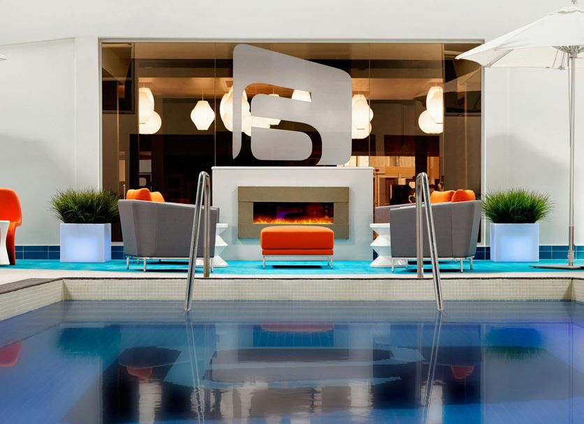 Pool Foto