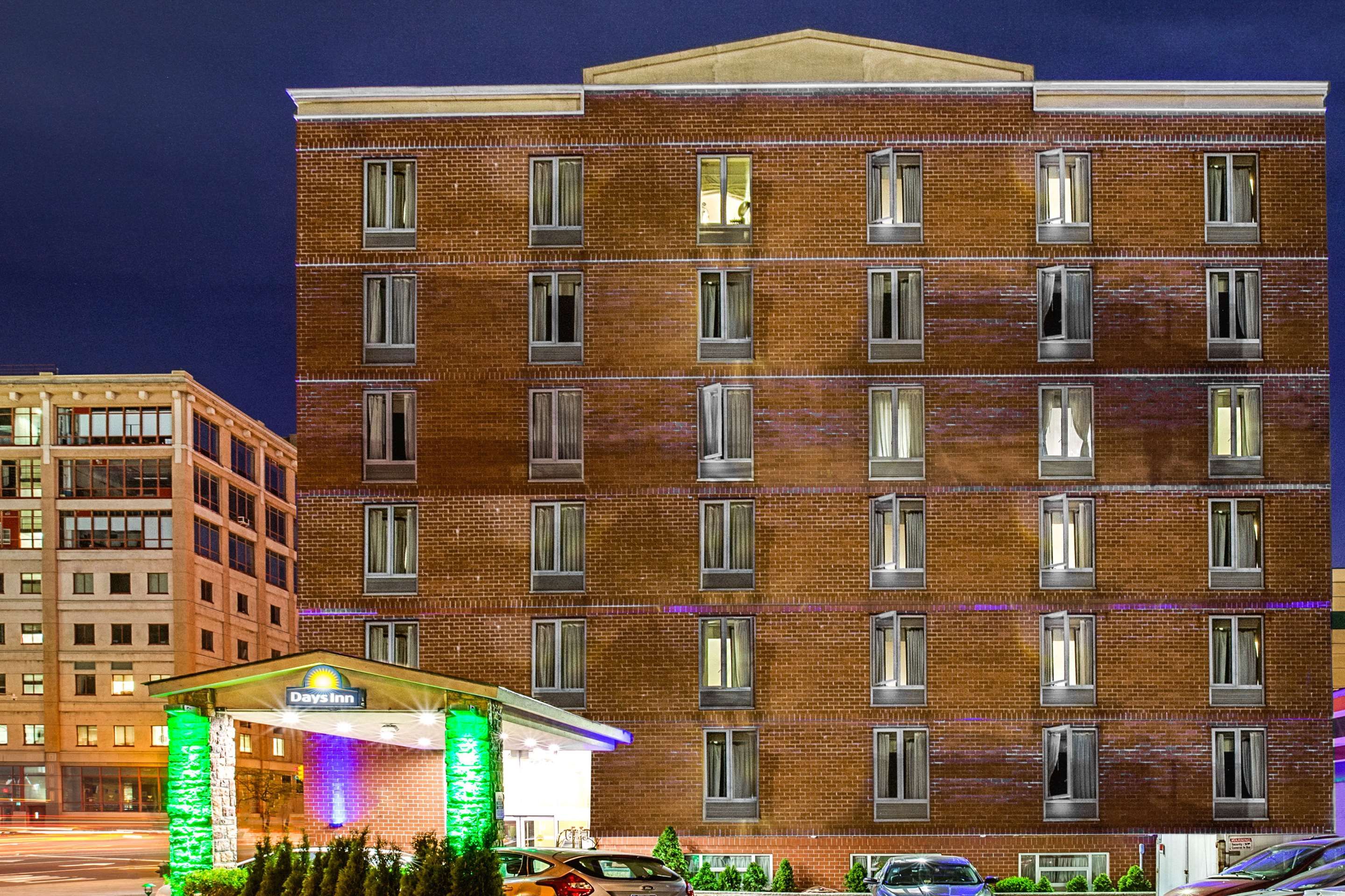 Edifici