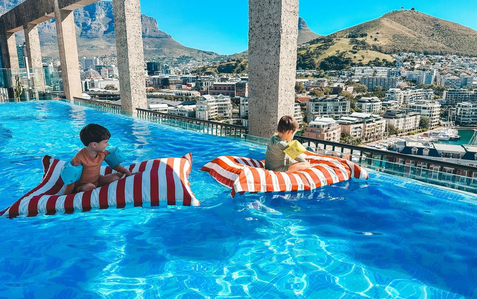 Pool Foto