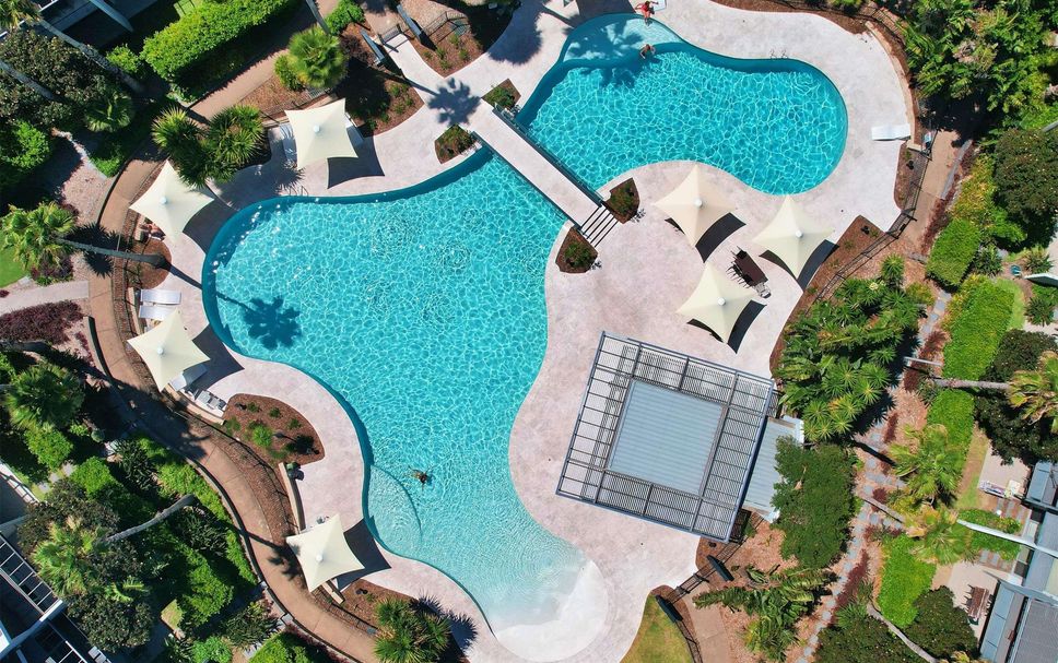 Pool Foto
