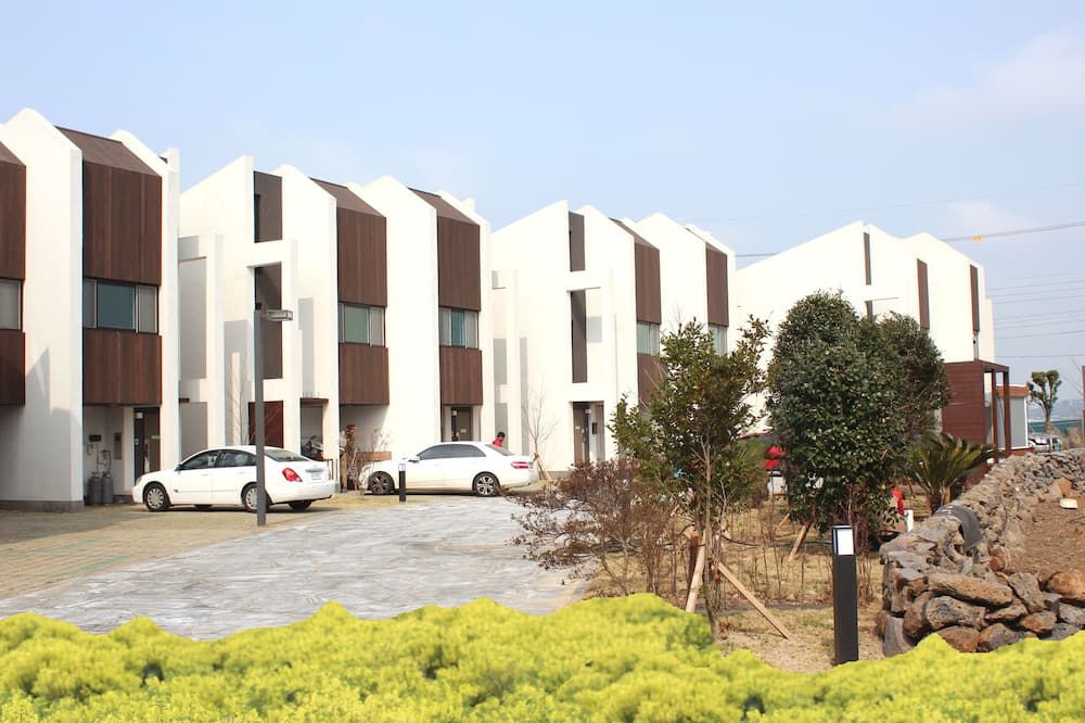 Edifici