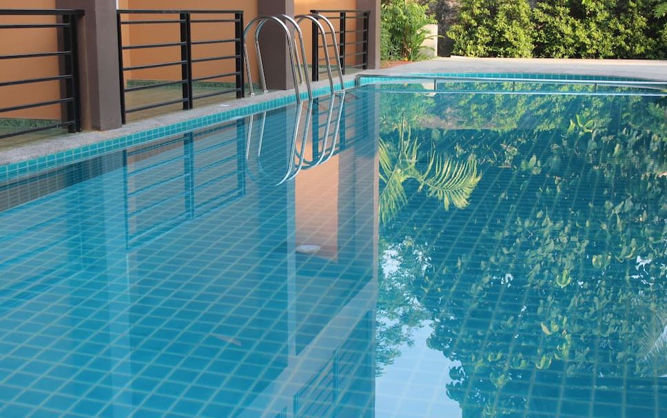 Pool Foto