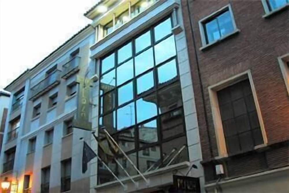 Edifici