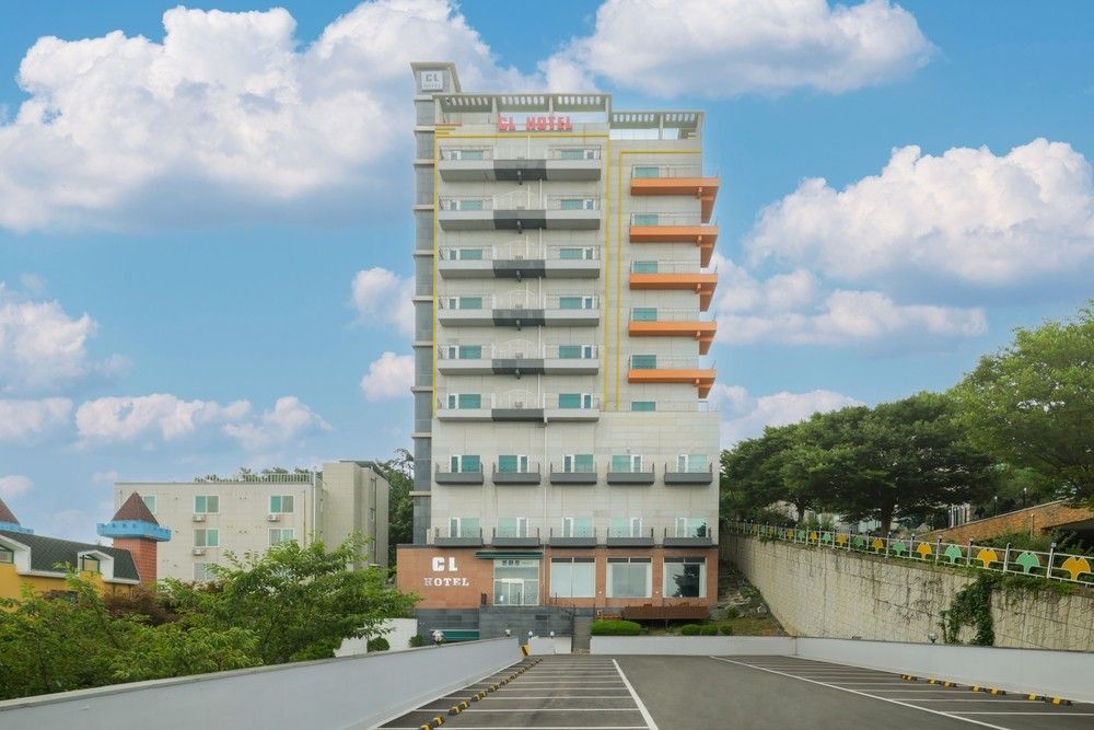 Edifici