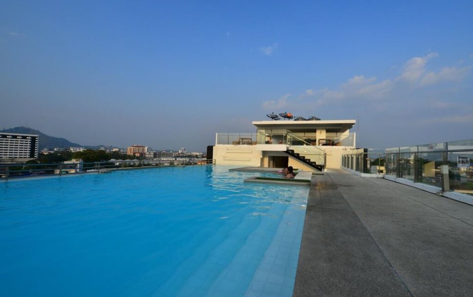 Pool Foto