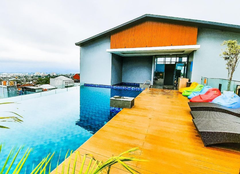 Pool Foto