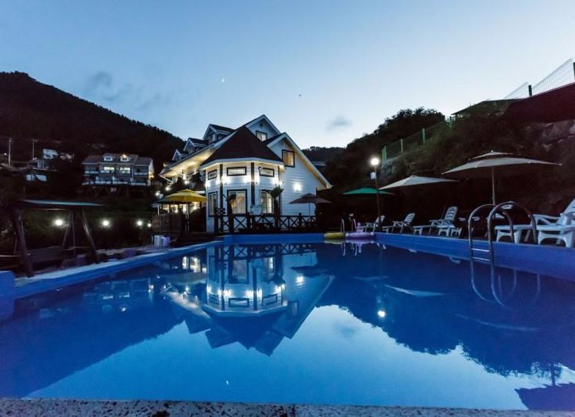 Pool Foto