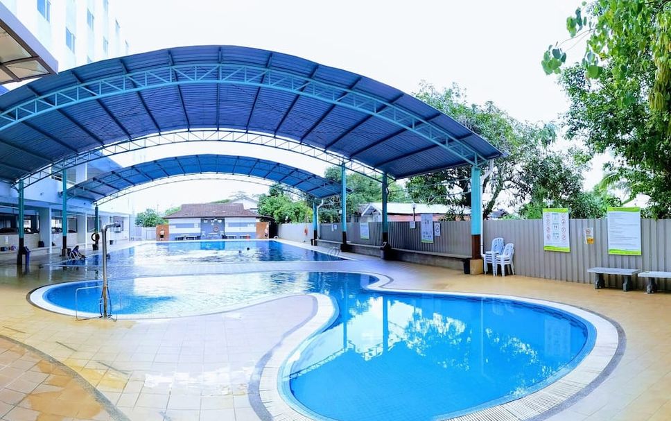 Pool Foto
