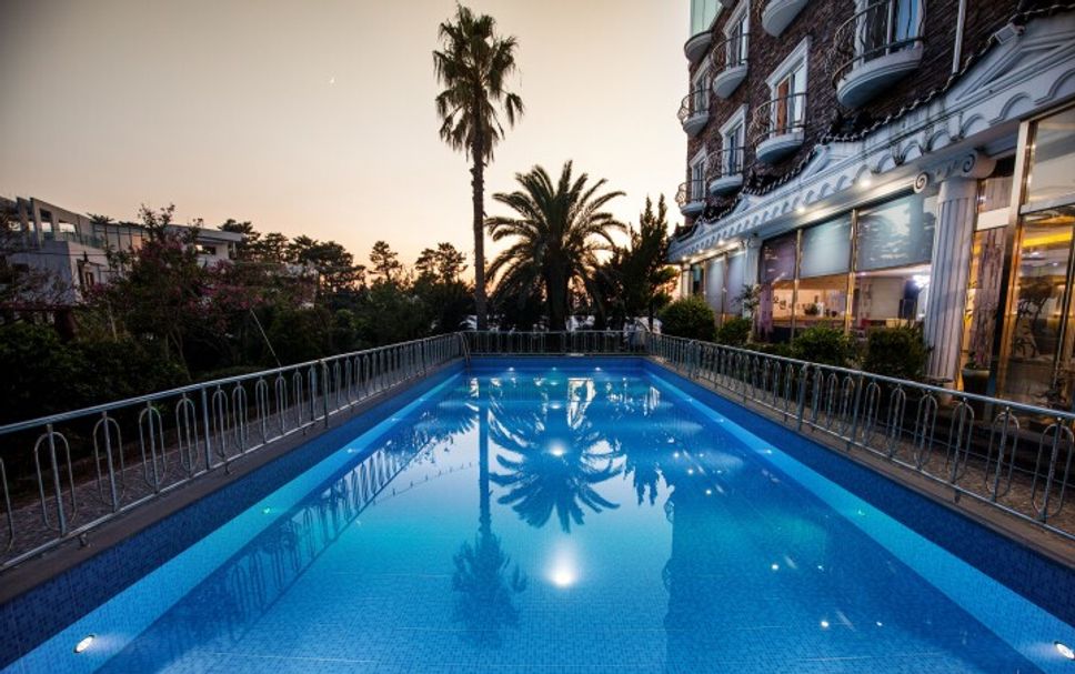 Pool Foto