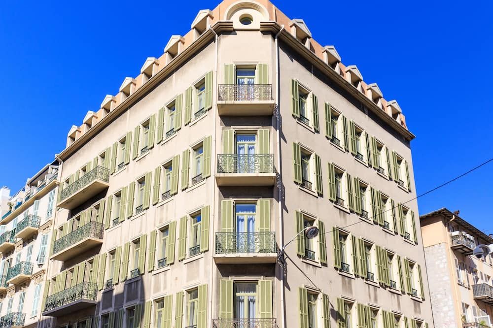 Edifici