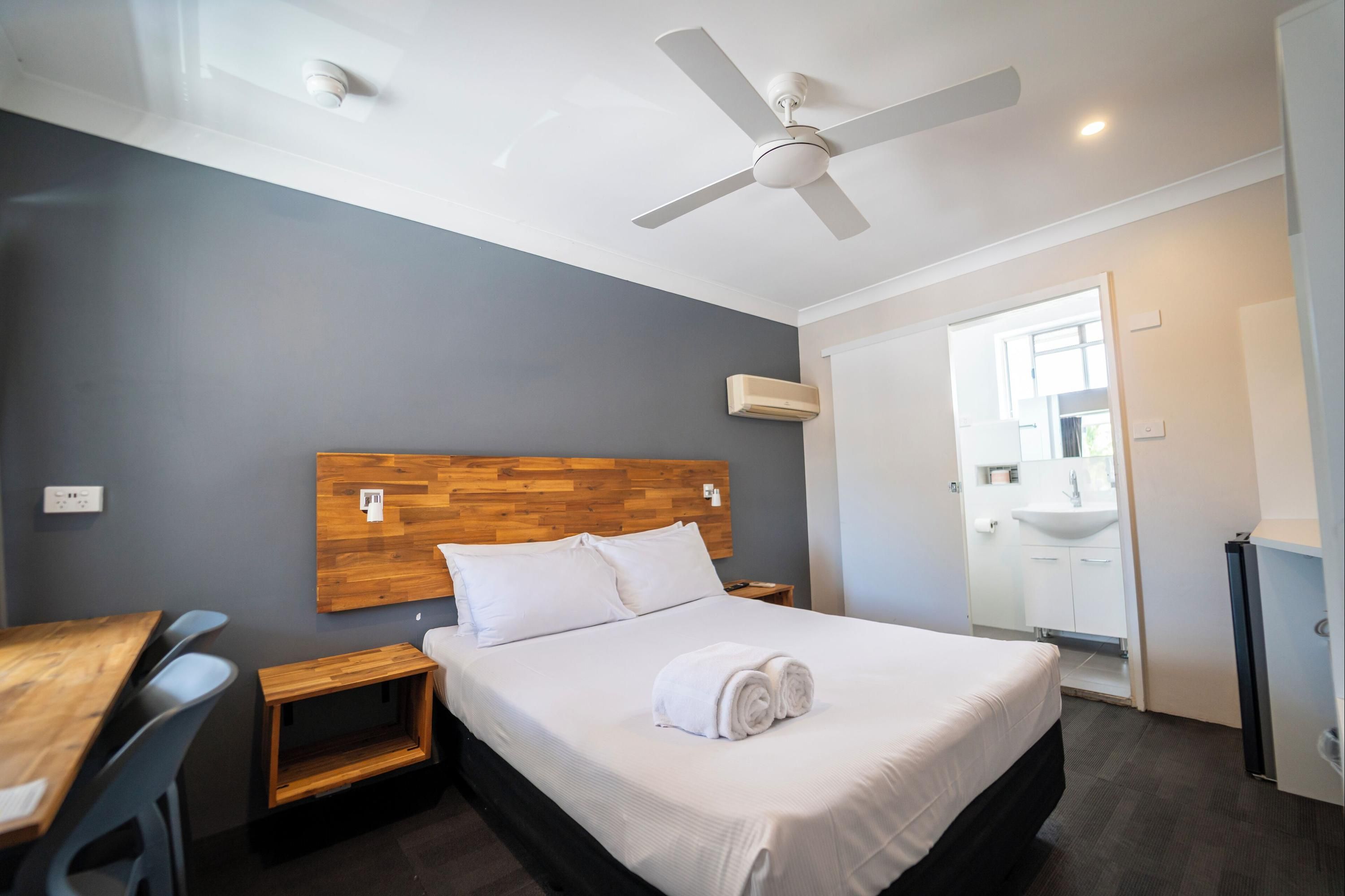 Altres