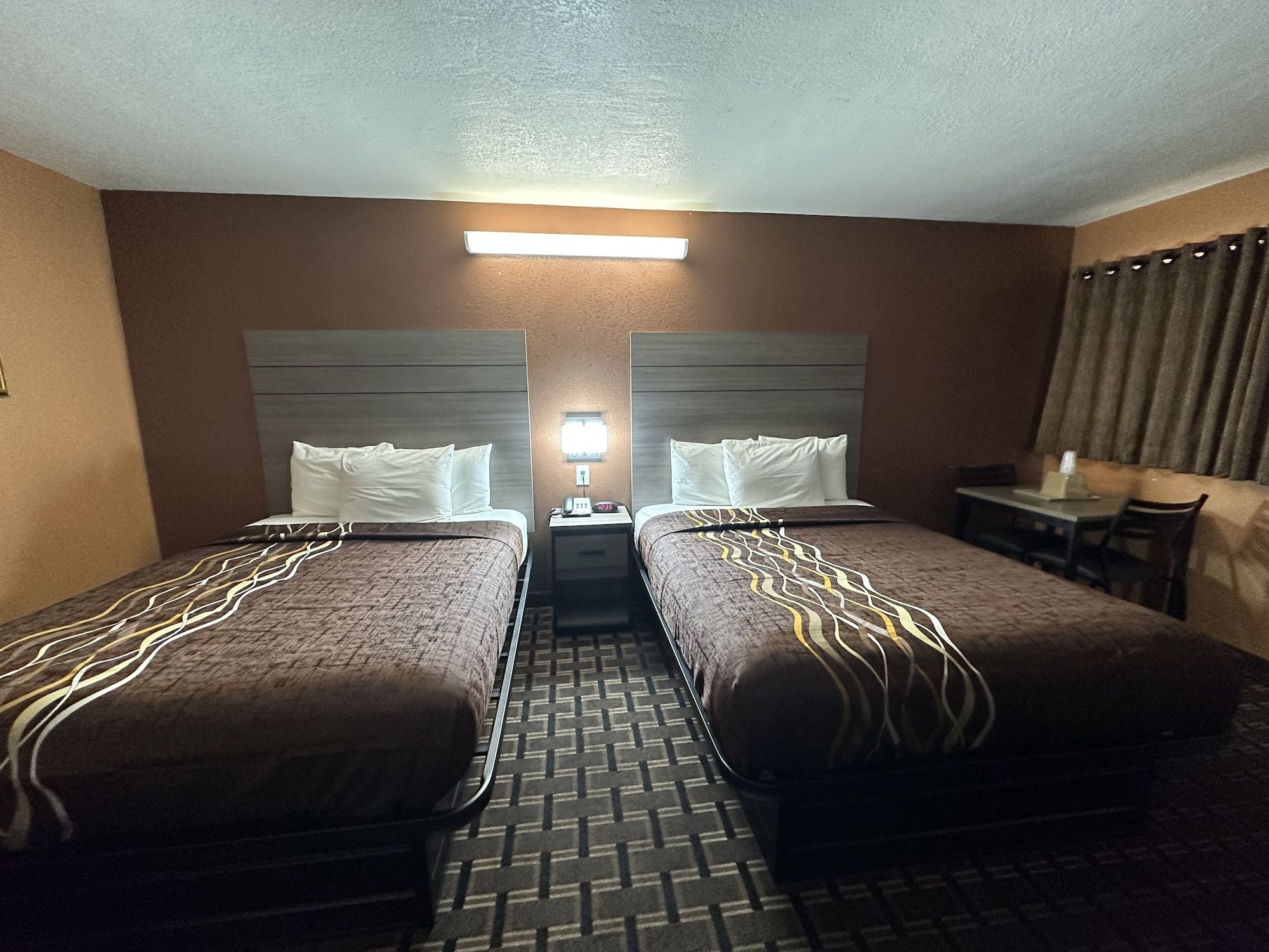 Altres