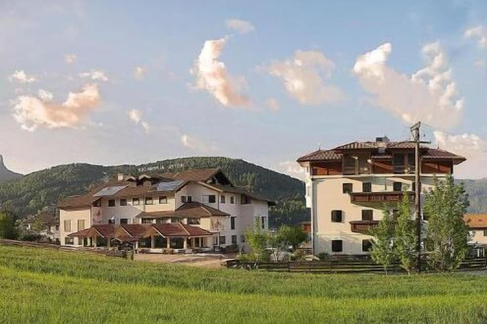 Edifici