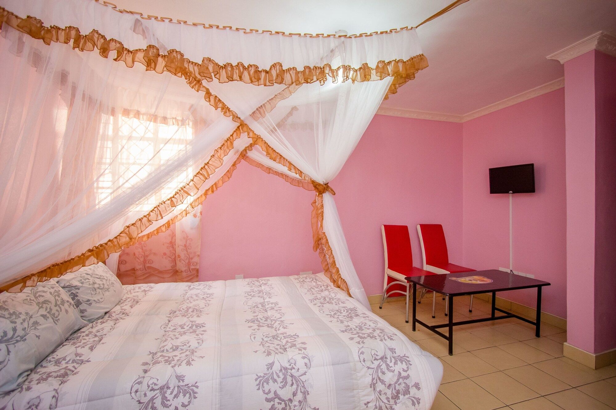 Altres