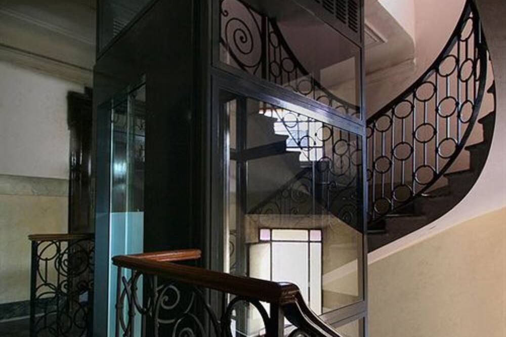 Escales