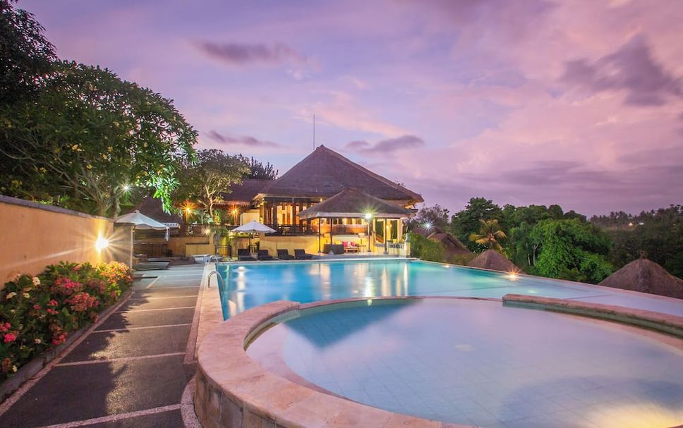 Pool Foto
