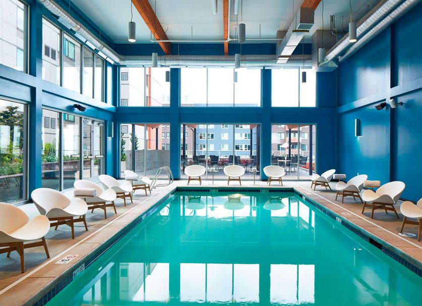 Pool Foto