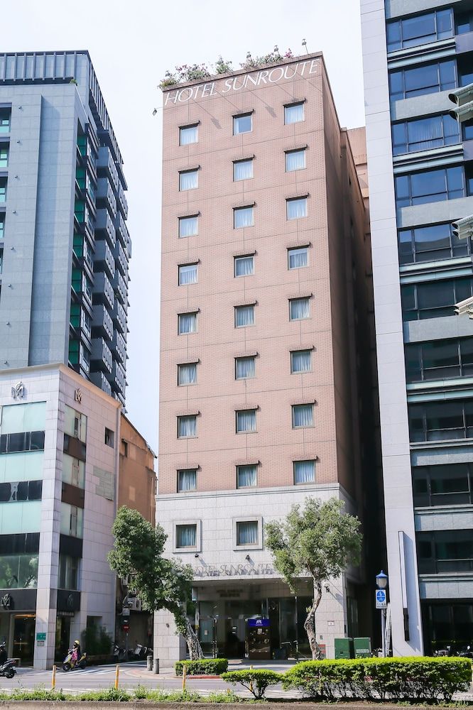 Edifici