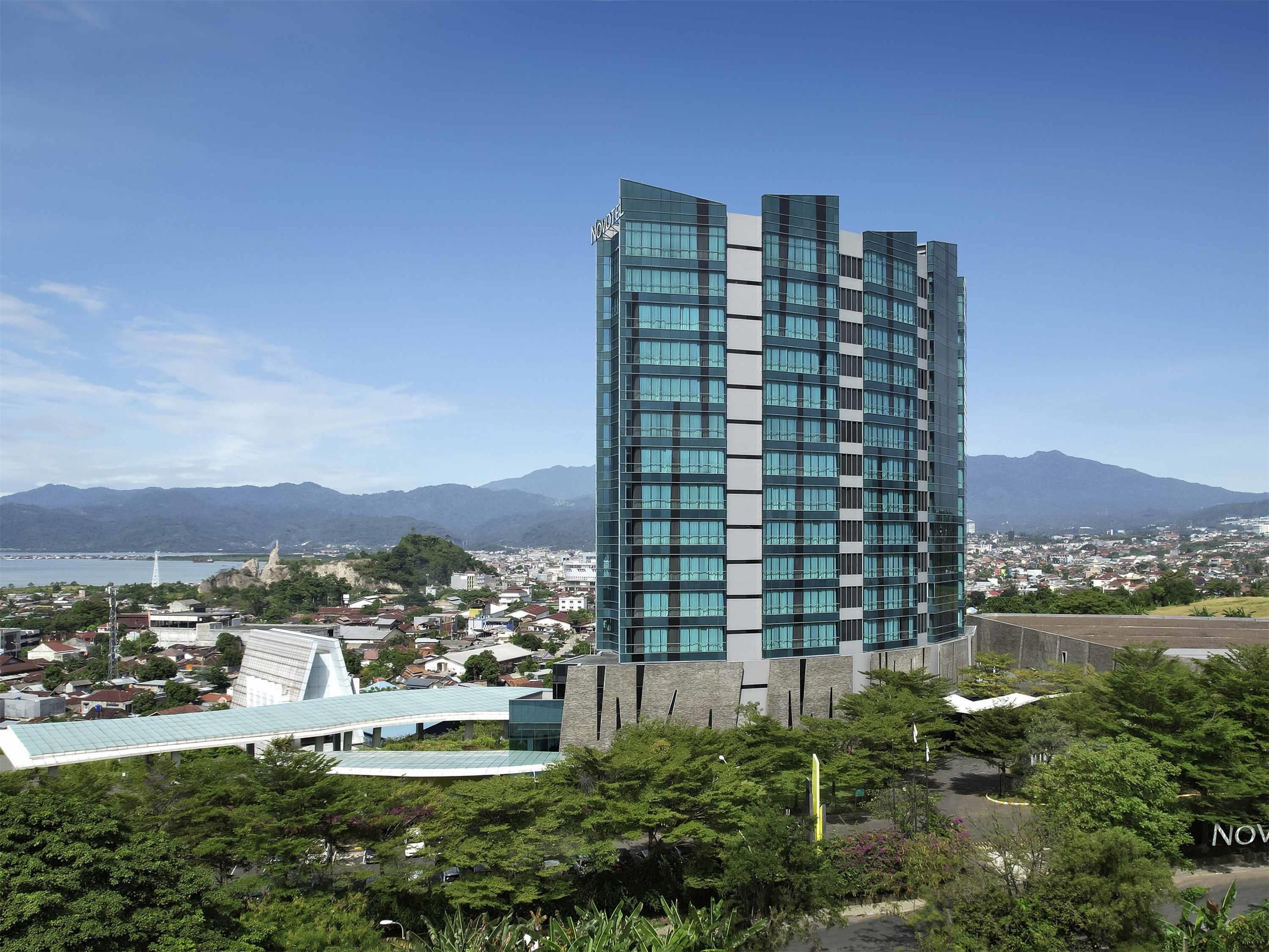 Edifici