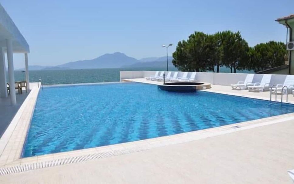 Pool Foto