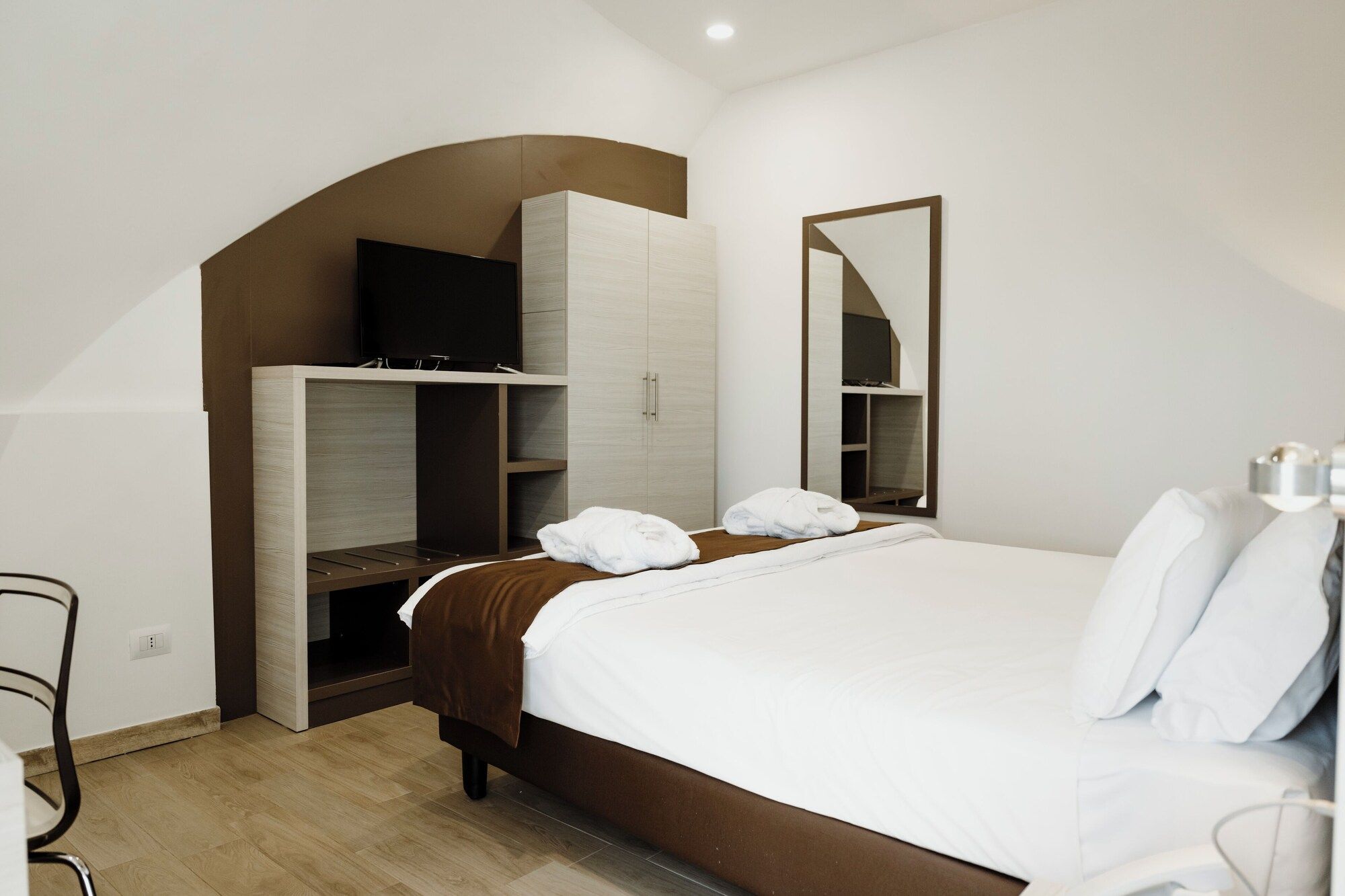 Altres