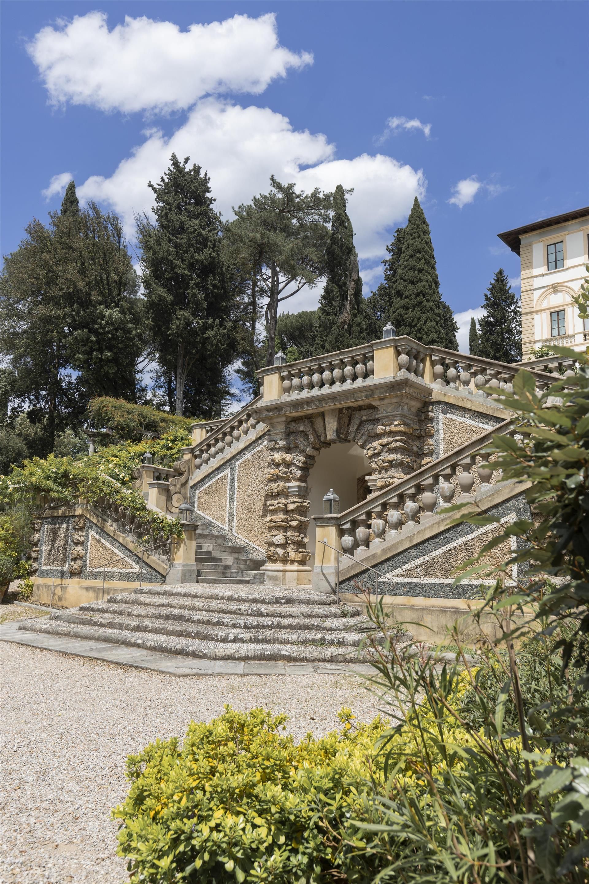 Edifici