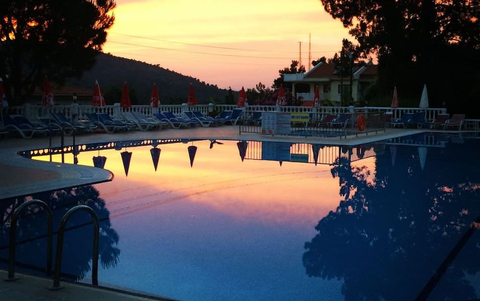 Pool Foto