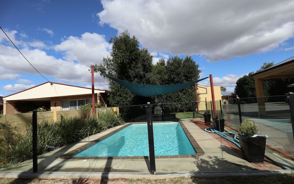 Pool Foto