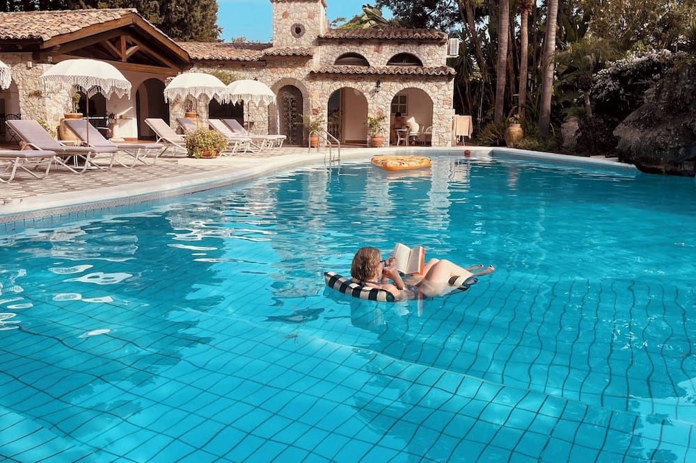 Pool Foto