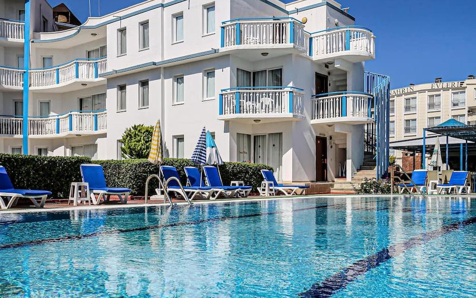 Pool Foto