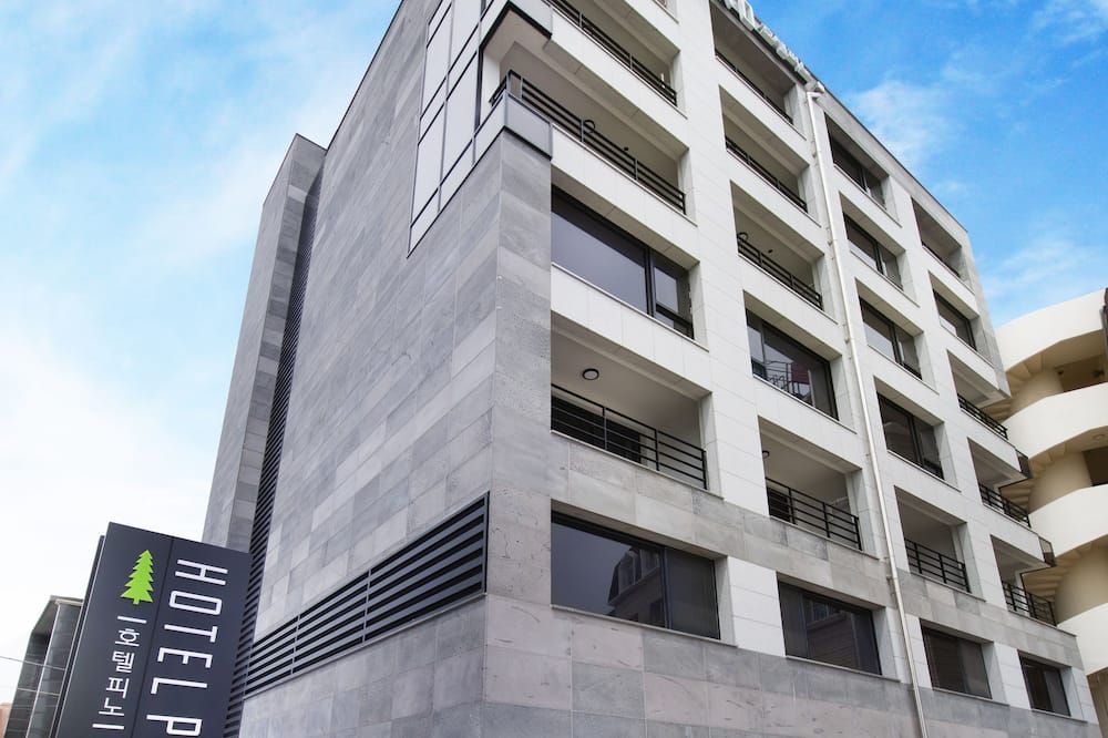Edifici