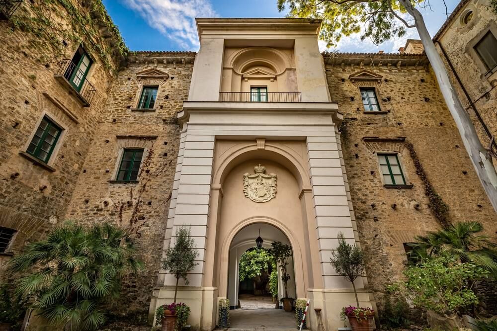 Edifici