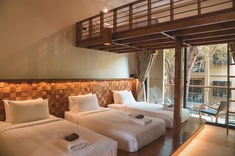 Altres