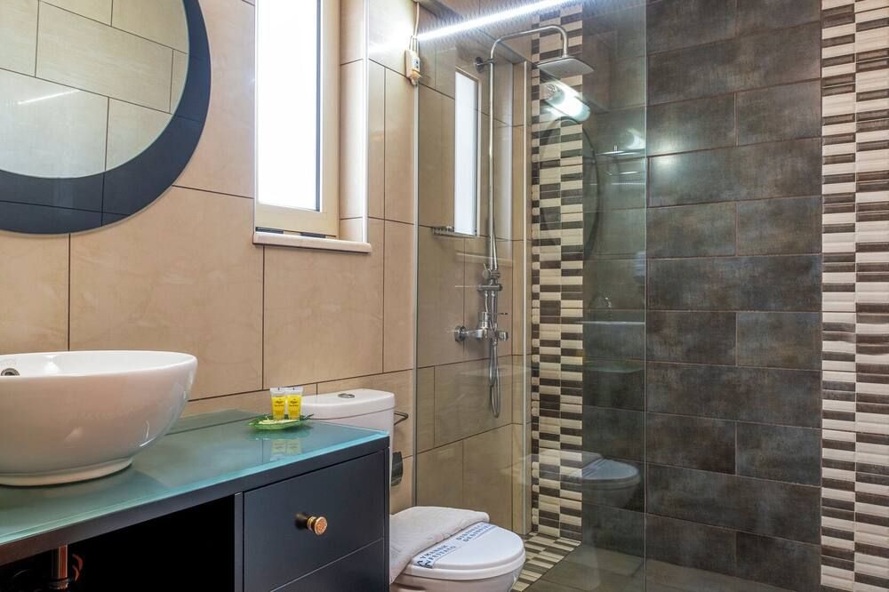 Altres