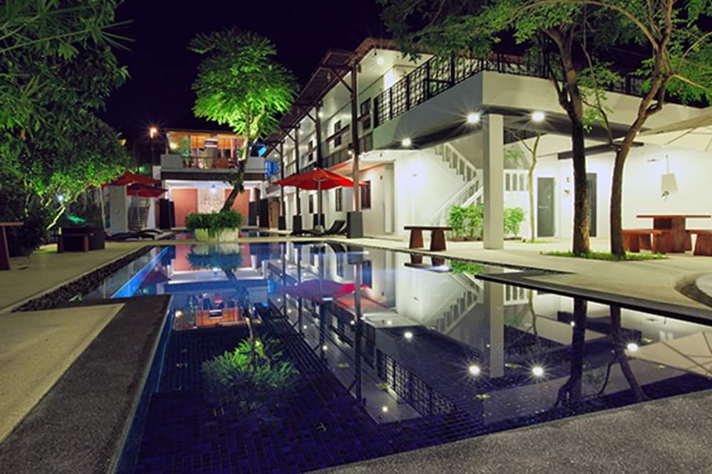 Pool Foto