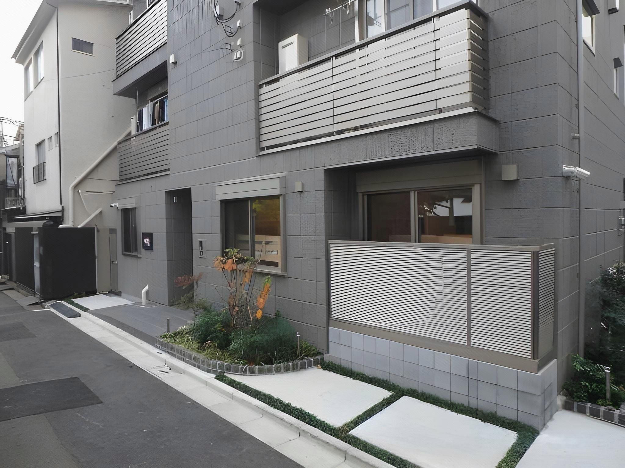 Altres