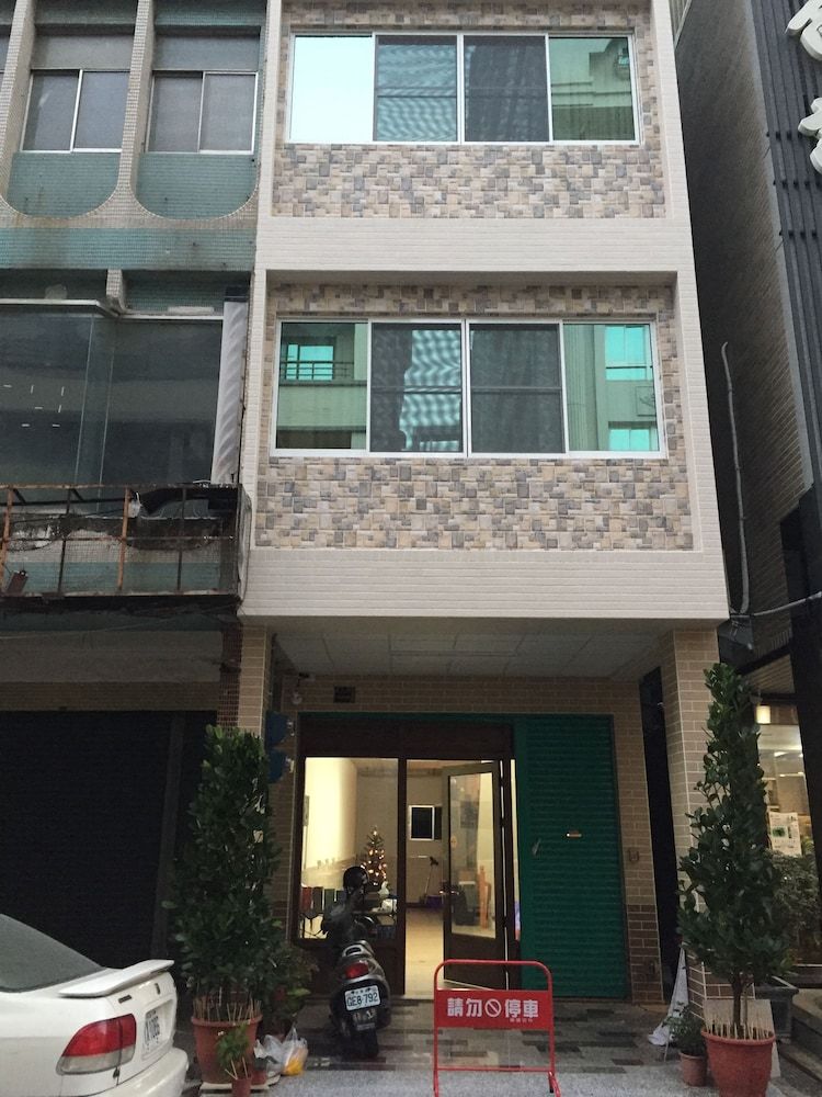 Edifici