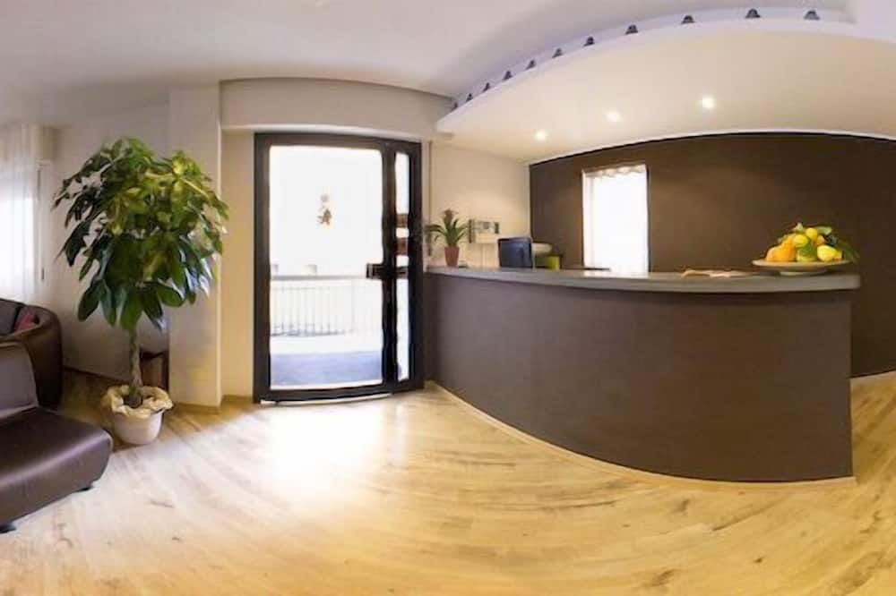 Recepció Foto