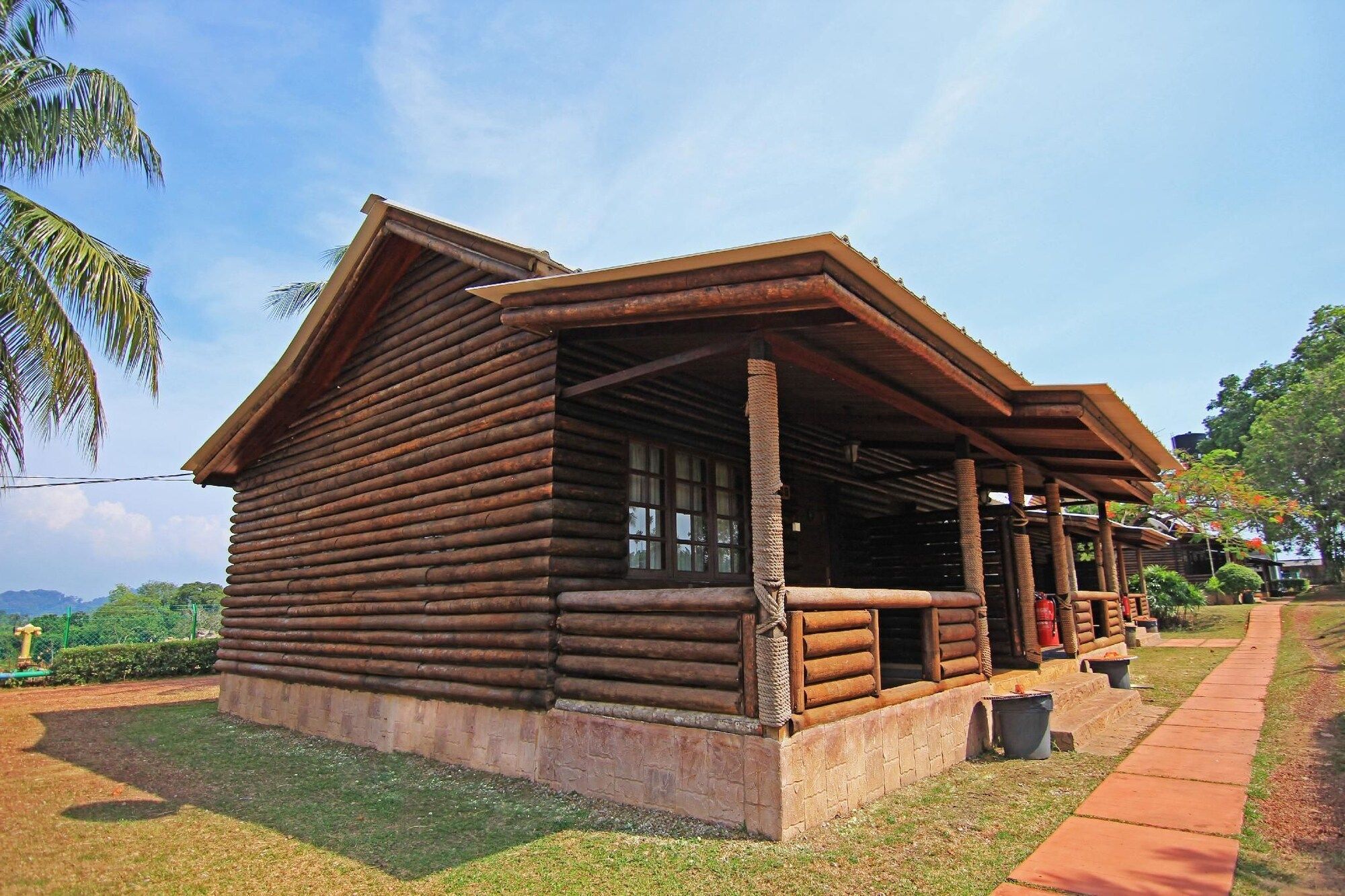 Edifici