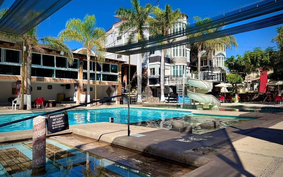 Pool Foto
